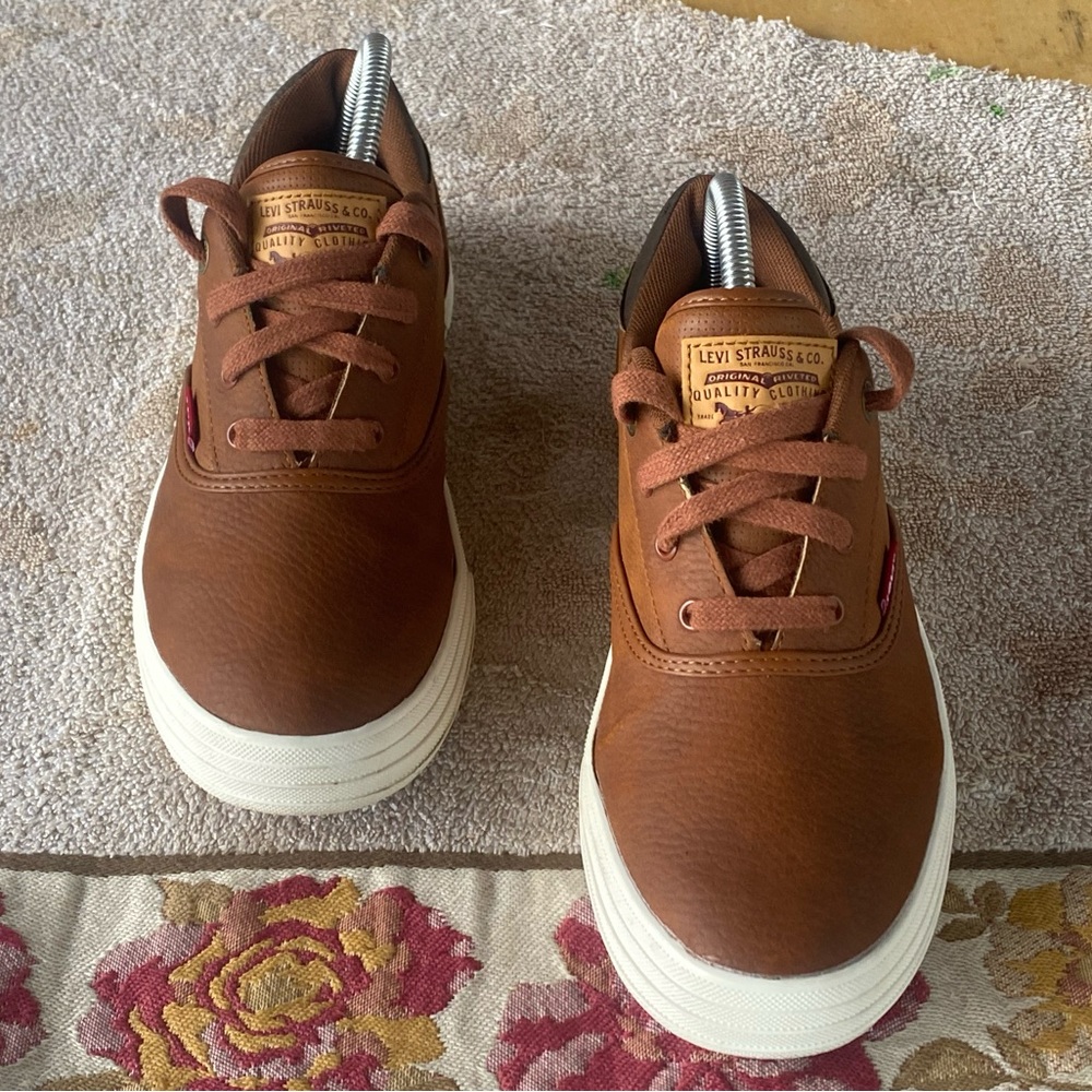 Levi's Mens Shoes Size7.5 Comfort Insole Faux Brown Leather Sneakers